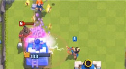 皇室戰(zhàn)爭(zhēng)小電使用技巧視頻教學(xué) 橙汁大神教你如何用小電