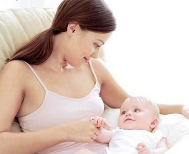 坐月子期間老是口渴是正?，F(xiàn)象嗎     坐月子口渴怎么補水