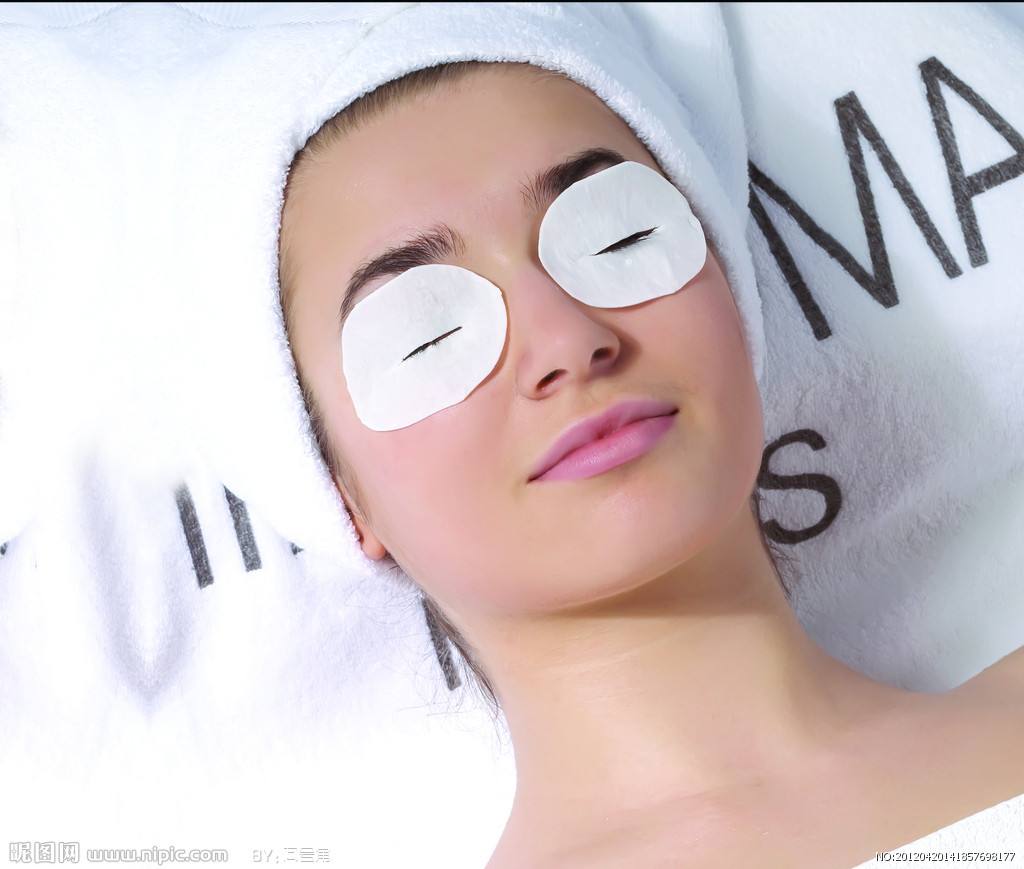 備孕有黑眼圈原因 女性有黑眼圈如何改善