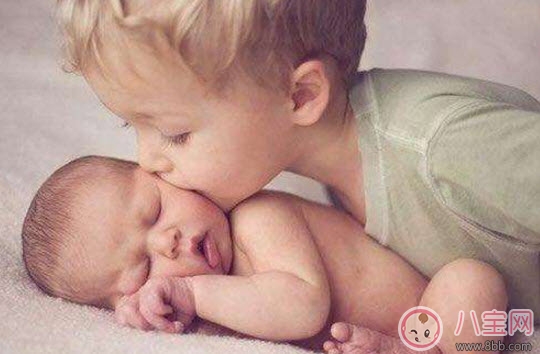 養(yǎng)一個孩子好還是兩個孩子好 養(yǎng)一個孩子和兩個孩子的區(qū)別 養(yǎng)一個孩子好還是兩個孩子好 養(yǎng)一個孩子和兩個孩子的區(qū)別