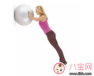 不用做豐胸手術(shù) 簡單運(yùn)動(dòng)豐胸最靠譜