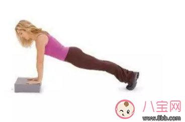 不用做豐胸手術(shù) 簡單運(yùn)動(dòng)豐胸最靠譜