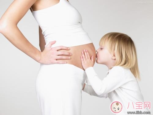 孕期嗅覺敏感的原因 孕期反應(yīng)怎么辦 孕期嗅覺敏感的原因 孕期反應(yīng)怎么辦