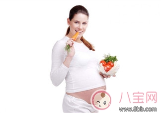 孕期長(zhǎng)發(fā)搶胎兒營(yíng)養(yǎng)嗎？需要剪短發(fā)嗎？