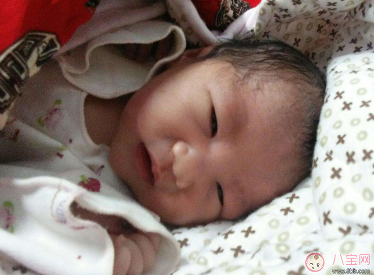 媽媽第一次看到自己生的寶寶是什么感覺(jué)