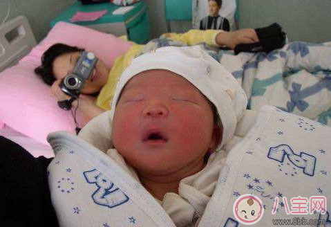 媽媽第一次看到自己生的寶寶是什么感覺(jué)