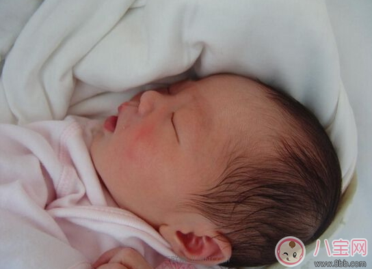 媽媽第一次看到自己生的寶寶是什么感覺(jué)