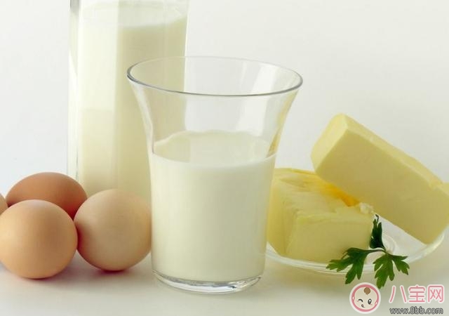 懷孕前三個(gè)月吃什么對(duì)胎兒好 懷孕前三個(gè)月需要補(bǔ)充什么營(yíng)養(yǎng)