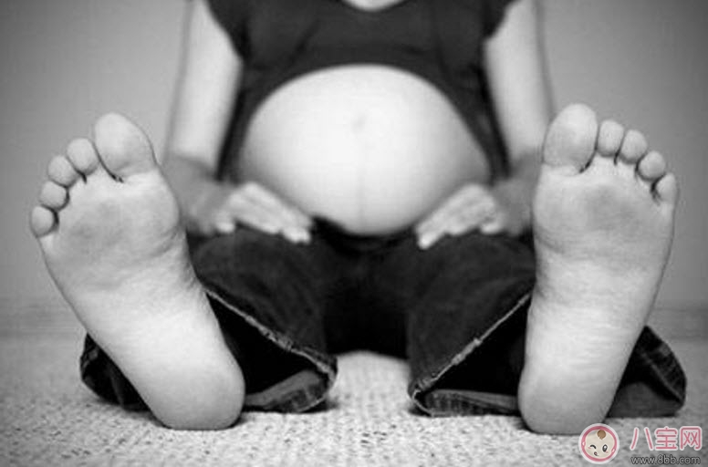 孕晚期水腫怎么緩解 孕婦孕晚期浮腫是什么原因 孕晚期水腫怎么緩解 孕婦孕晚期浮腫是什么原因