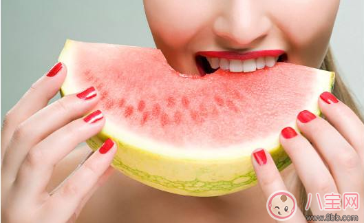 準(zhǔn)媽媽吃西瓜有這些講究 孕婦科學(xué)吃西瓜方法