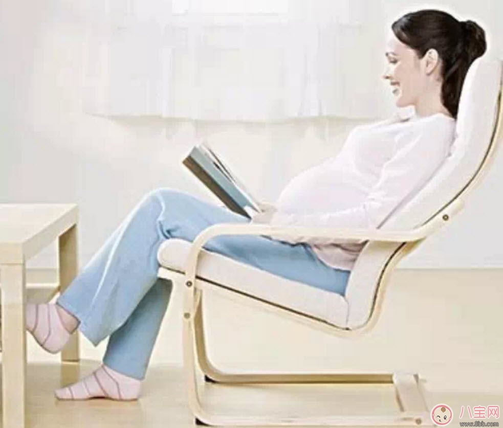 孕晚期腳心疼 孕晚期腳底板疼怎么回事如何緩解