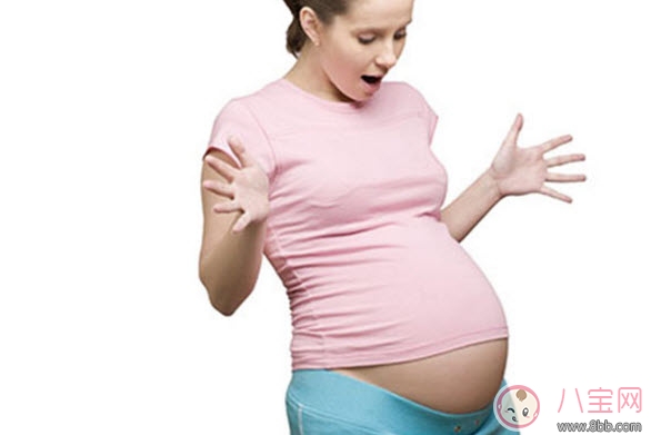 胎動(dòng)的感覺有哪幾種，各種胎動(dòng)代表什么意思(寶寶在說(shuō)話)