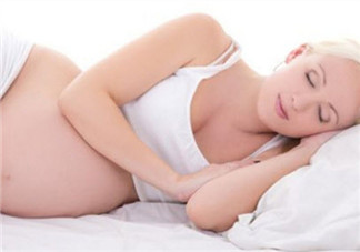 孕婦睡覺(jué)的正確姿態(tài) 左側(cè)睡不是萬(wàn)能的