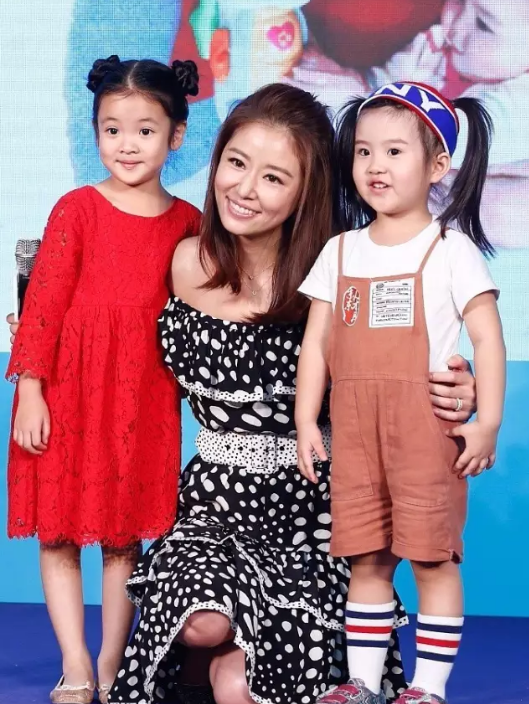 林心如產(chǎn)后快速恢復(fù)苗條？產(chǎn)后普拉提讓胸部美回來！