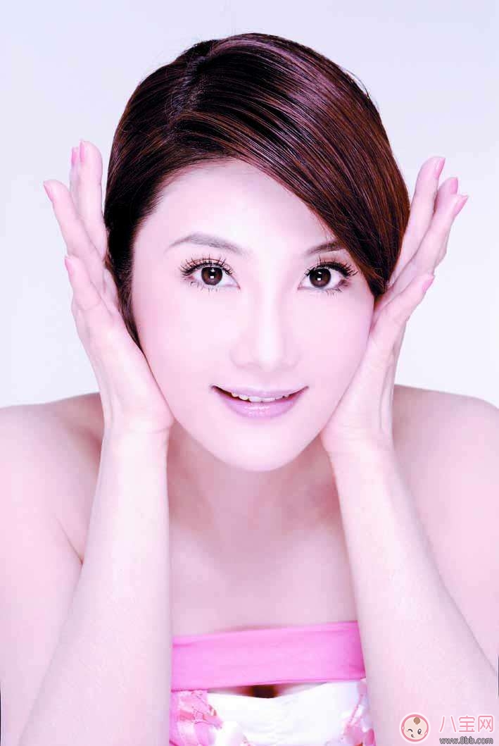 1分鐘瘦臉操教程 輕松打造心機(jī)小臉美人