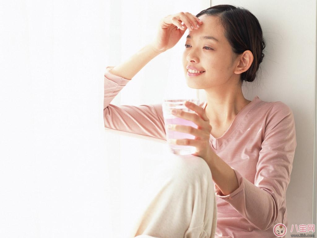 照顧寶寶熬夜疲勞肌膚如何保養(yǎng) 簡單肌膚保養(yǎng)重點