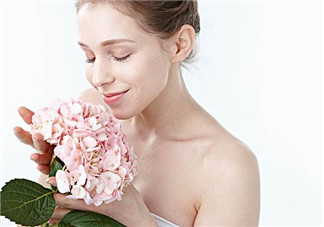 女性乳癌癥狀多 胸部護理不可少