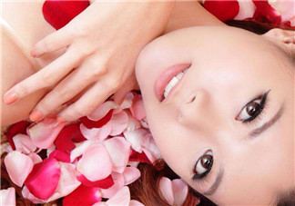 秋天有紅臉蛋  如何調(diào)理肌膚