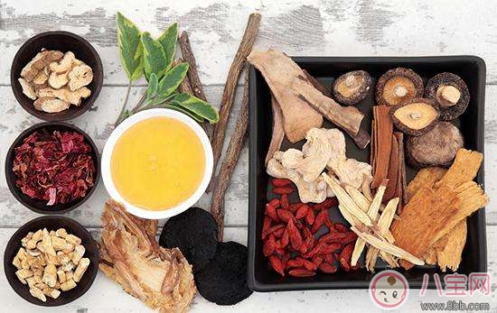 服用中藥禁忌 錯(cuò)誤觀念必讀 服用中藥禁忌 錯(cuò)誤觀念必讀