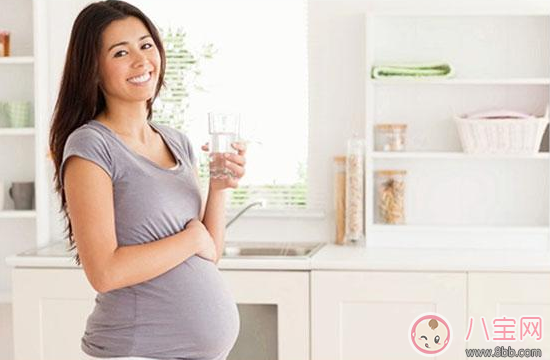 喝水其實大有講究了 隔夜的水究竟怎么喝 喝水其實大有講究了 隔夜的水究竟怎么喝