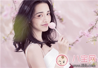 產(chǎn)后嚴重脫發(fā)怎么辦 全方面治療是關(guān)鍵 產(chǎn)后嚴重脫發(fā)怎么辦 全方面治療是關(guān)鍵