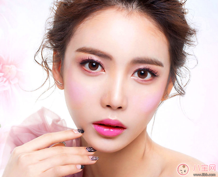 大姨媽皮膚差可以這么保養(yǎng) 簡單護膚效果好 大姨媽皮膚差可以這么保養(yǎng) 簡單護膚效果好