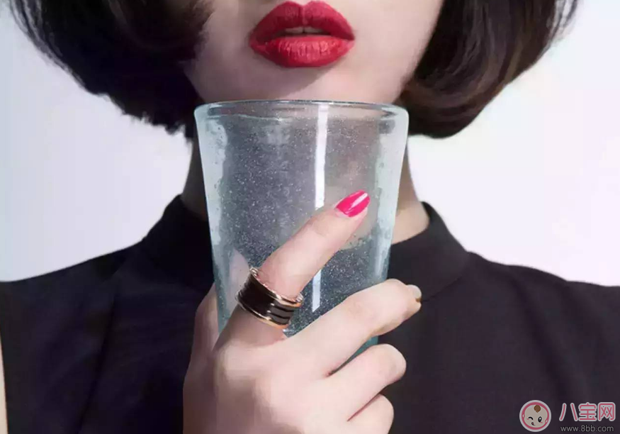 大姨媽皮膚差可以這么保養(yǎng) 簡單護膚效果好 大姨媽皮膚差可以這么保養(yǎng) 簡單護膚效果好