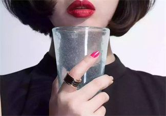 大姨媽皮膚差可以這么保養(yǎng) 簡單護膚效果好