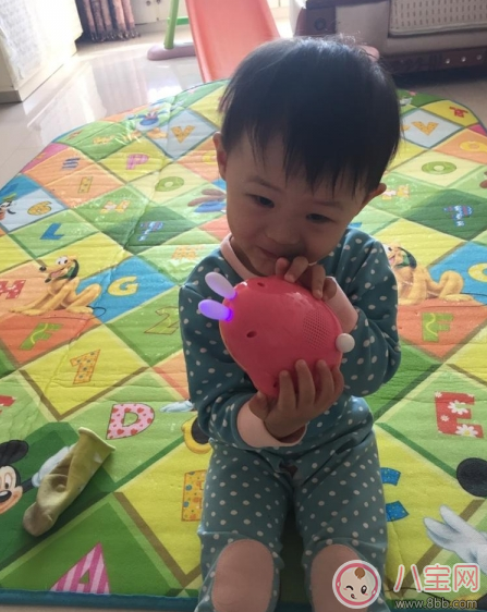 阿李羅火火兔智能早教機(jī)怎么樣 阿李羅火火兔早教機(jī)測(cè)評(píng)