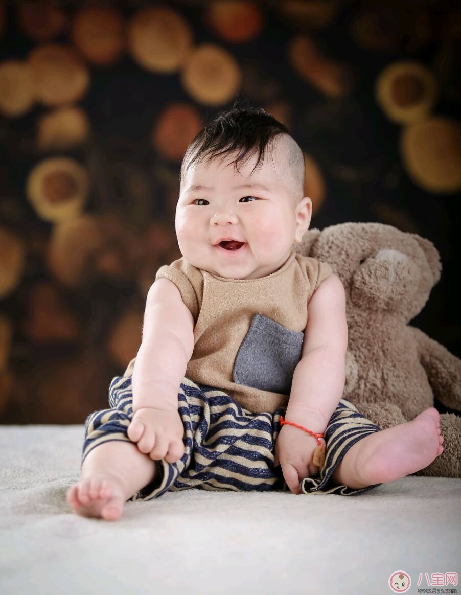 寶寶營(yíng)養(yǎng)過(guò)剩的危害 如何預(yù)防寶寶肥胖 寶寶營(yíng)養(yǎng)過(guò)剩的危害 如何預(yù)防寶寶肥胖