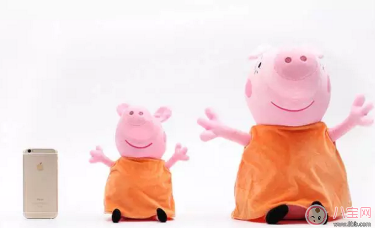 緩解寶寶入園焦慮 小豬佩奇玩偶安撫寶寶作用大 緩解寶寶入園焦慮 小豬佩奇玩偶安撫寶寶作用大