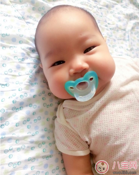 jollypop悠樂寶奶嘴怎么樣 jollypop悠樂寶安撫奶嘴測評