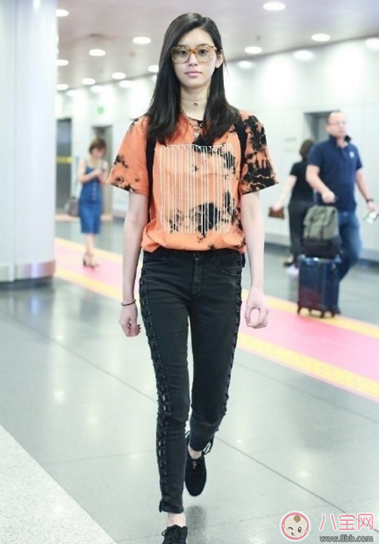 奚夢瑤素顏照 奚夢瑤真的能趕超劉雯成為超模嗎？