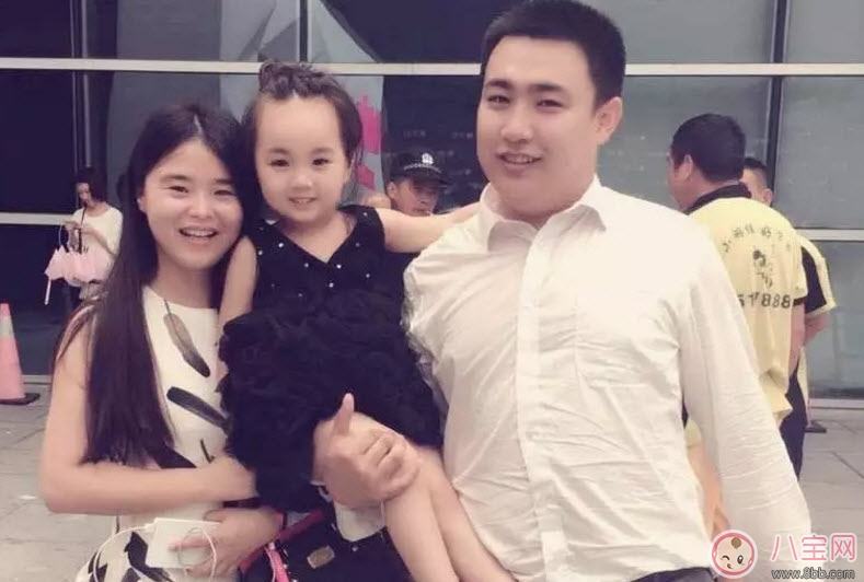 小山竹入選有黑幕嗎 小山竹家庭條件( 鄧倫帶的小山竹是怎么火的)