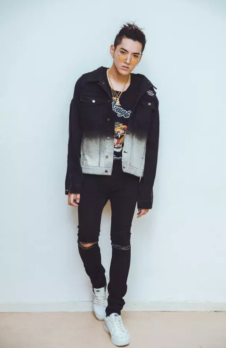 吳亦凡菠蘿頭高清圖 菠蘿頭雷人嗎？