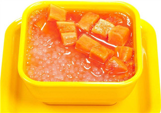 秋燥降火自制椰汁木瓜西米露 媽媽寶寶都愛(ài)吃！