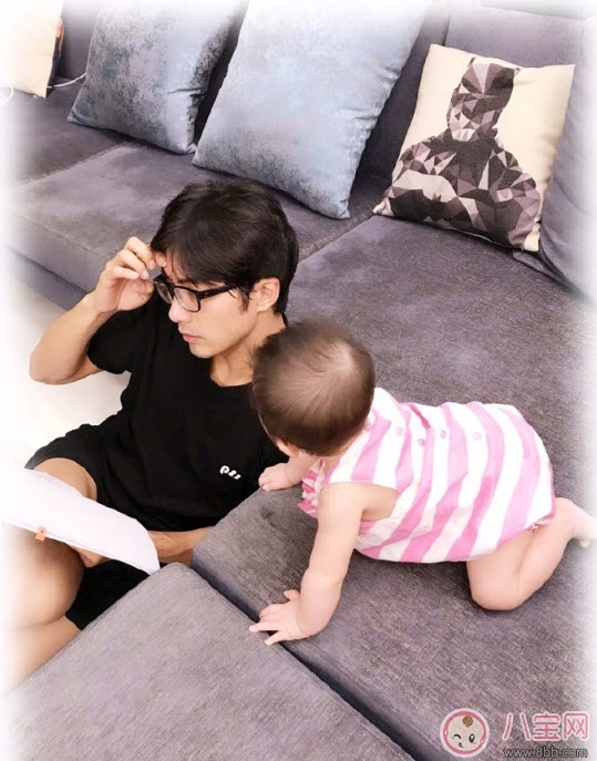 賀軍翔女兒照片 賀軍翔女兒美寶多大了 賀軍翔女兒照片 賀軍翔女兒美寶多大了