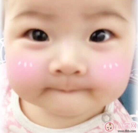 賀軍翔女兒照片 賀軍翔女兒美寶多大了 賀軍翔女兒照片 賀軍翔女兒美寶多大了