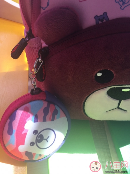 上學(xué)小書(shū)包用哪款好 uek幼兒園寶寶書(shū)包測(cè)評(píng)