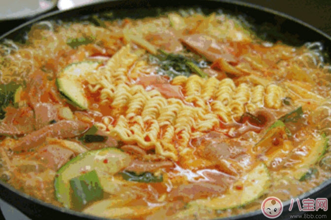 孕婦可以偶爾吃泡面嗎 孕婦方便面能不能干吃 孕婦可以偶爾吃泡面嗎 孕婦方便面能不能干吃