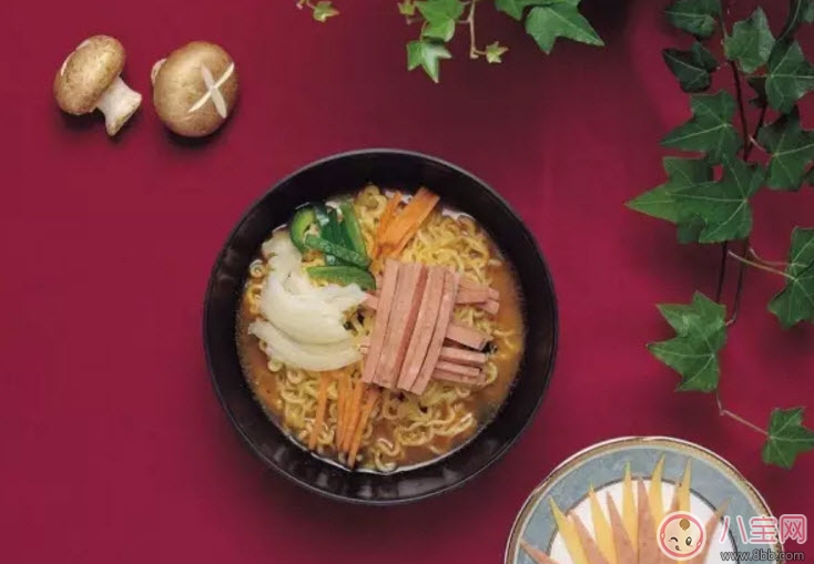 孕婦可以偶爾吃泡面嗎 孕婦方便面能不能干吃 孕婦可以偶爾吃泡面嗎 孕婦方便面能不能干吃