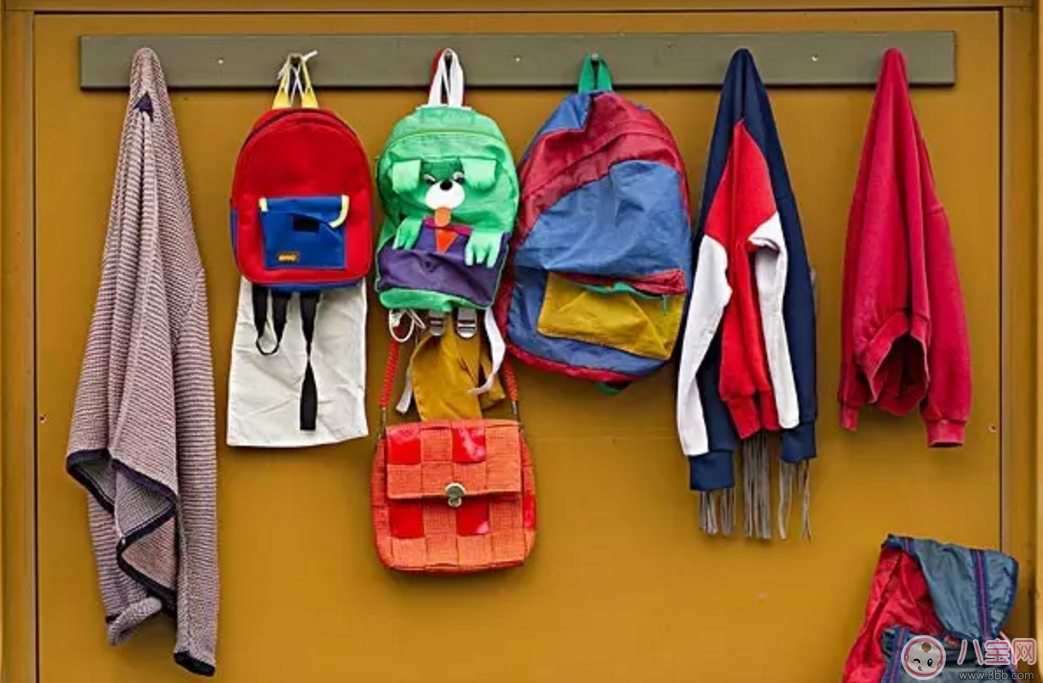 開學(xué)季書包如何挑選  雙肩包VS拉桿包？