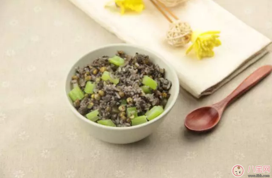 芝麻營(yíng)養(yǎng)不輸奶酪 寶寶吃了不缺鈣