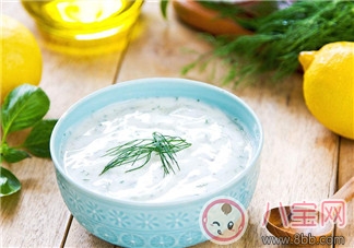 喝酸奶的好處以及注意事項 哪些人不能喝 喝酸奶的好處以及注意事項 哪些人不能喝