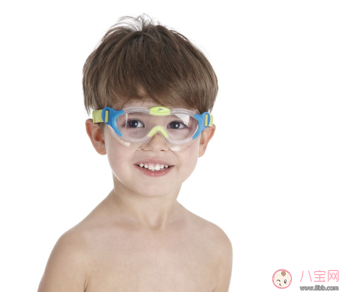 注意！孩子游泳要帶泳鏡的 孩子泳鏡挑選