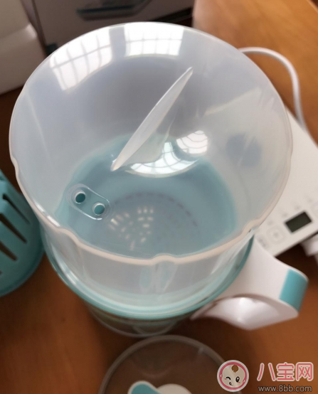 寶寶奶冷了怎么辦 喔喔牛恒溫調(diào)奶器來(lái)幫忙