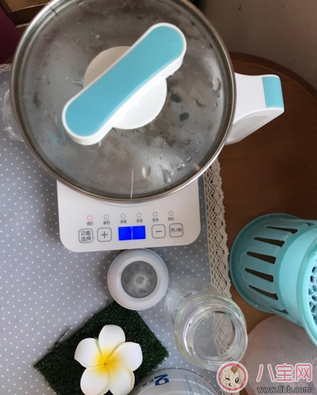 寶寶奶冷了怎么辦 喔喔牛恒溫調(diào)奶器來(lái)幫忙