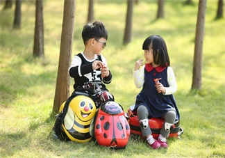 這樣選擇孩子的文具才會(huì)對(duì)孩子好 開學(xué)孩子文具選擇方法