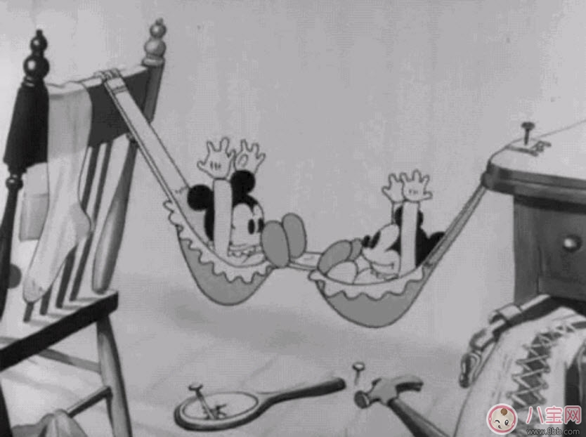 哺乳內(nèi)衣買什么樣的好 哺乳內(nèi)衣應該什么時候開始穿