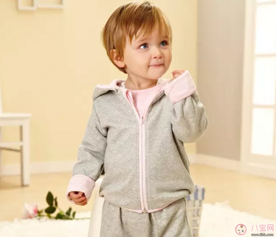 寶寶立秋之后穿什么衣服合適 寶寶秋凍應(yīng)該怎么穿衣服